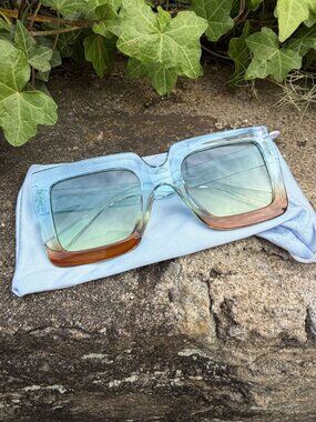 Oversized Square Gradient Sunglasses Blue Amber Ombre Retro Festival Sunnies